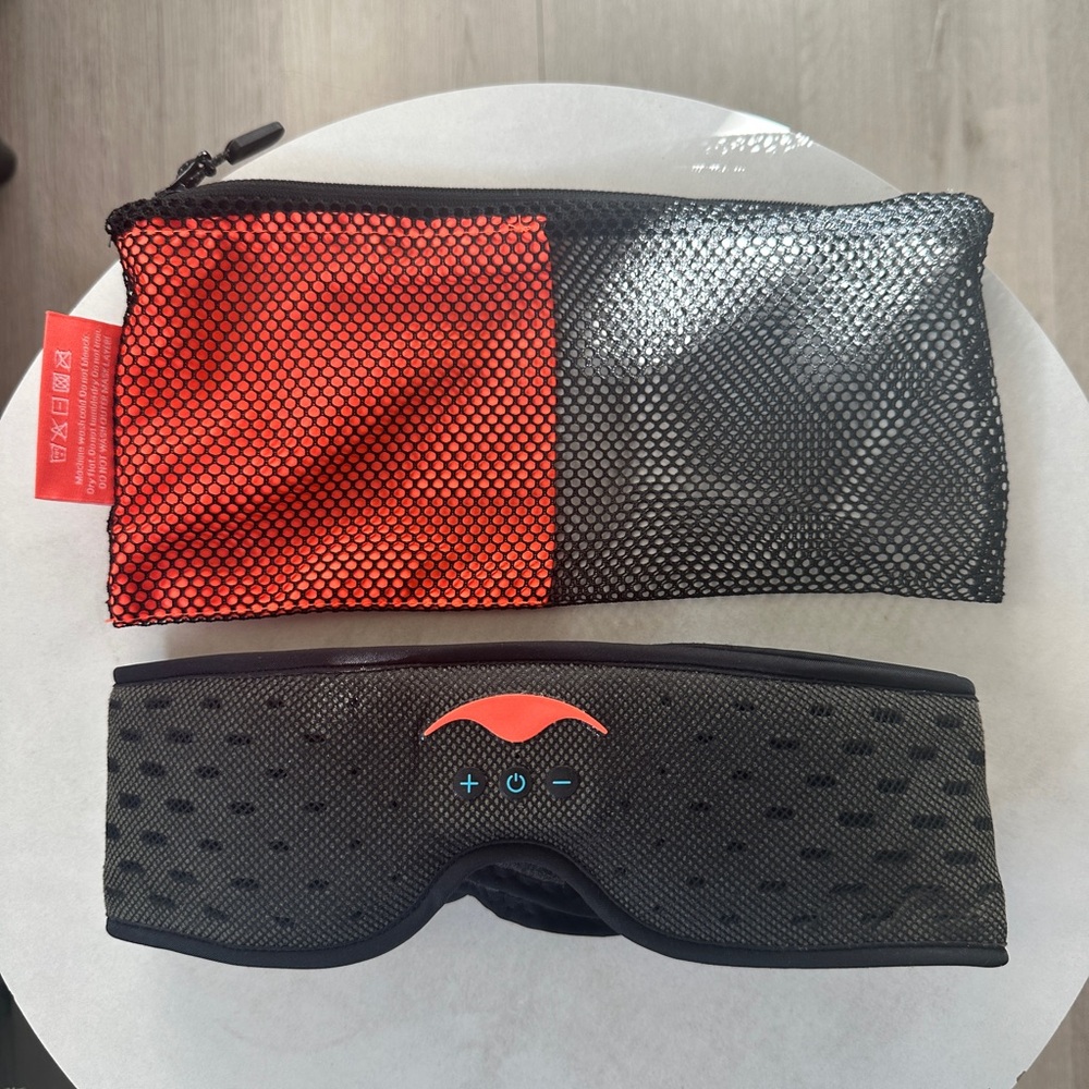 Black Bluetooth Manta washable Eye Mask with Adjustable Controls